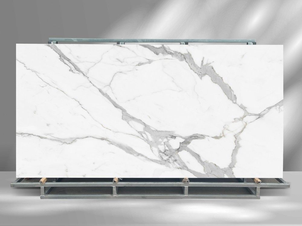 白蝴蝶 Calacatta Butterfly